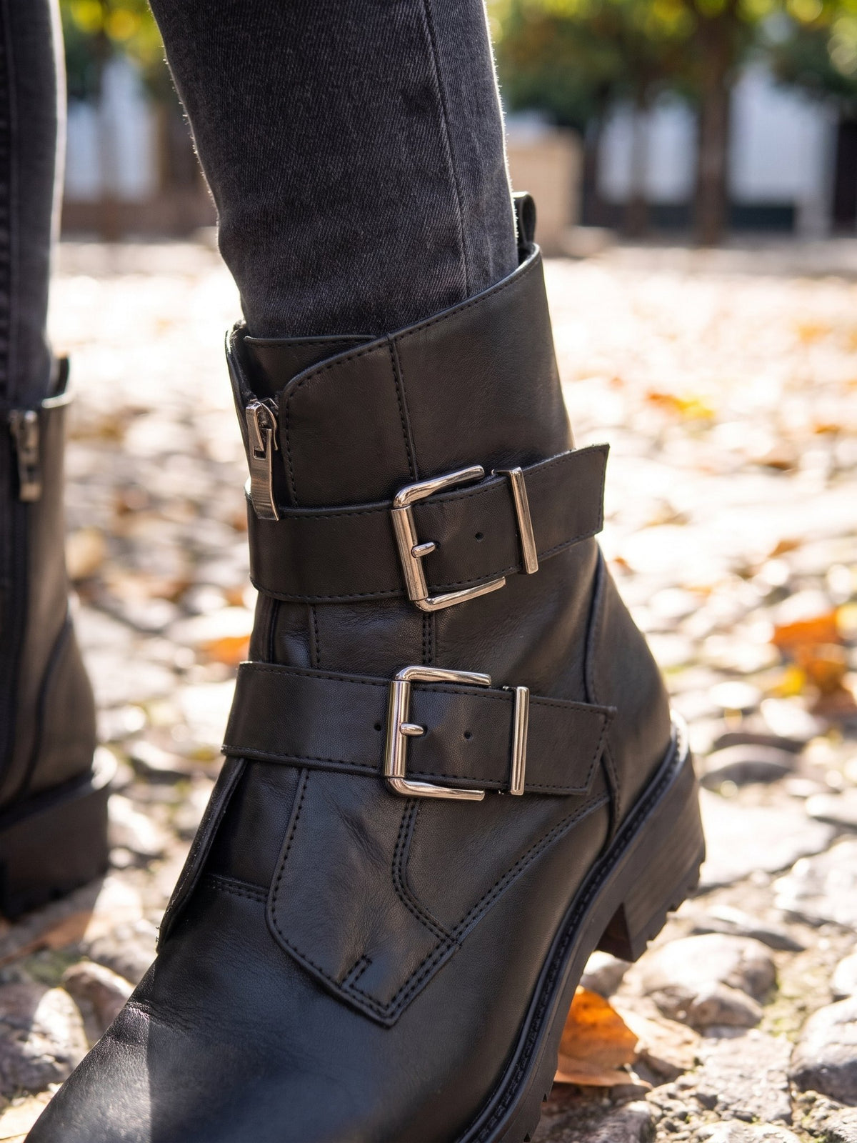 Lola · detalle