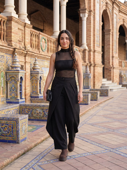 Triana · Conjunto de top con tul y pantalón palazzo