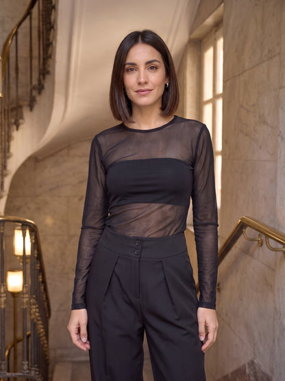 Carlota · Conjunto de top de malla y pantalón de pinzas