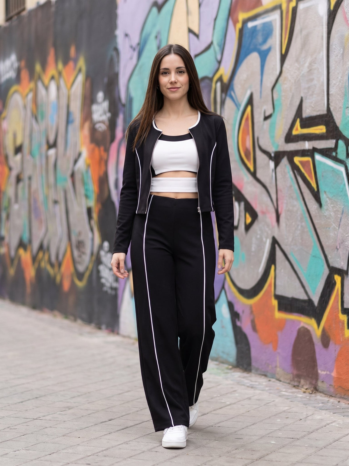 Candela · Conjunto de tres piezas con vivos blancos
