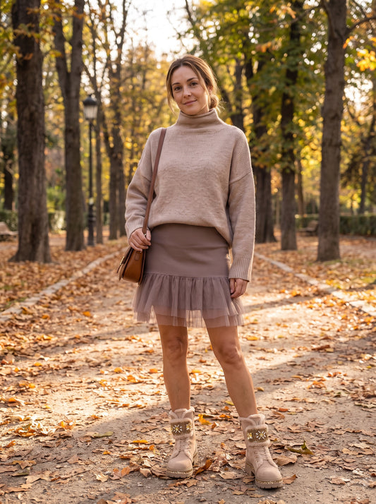 Macarena · Conjunto de vestido con volante de tul y sudadera