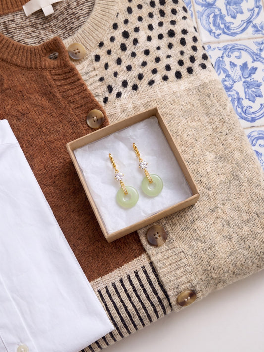 Olga · pendientes con aro verde efecto jade